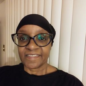 Meet your Posher, Beverly